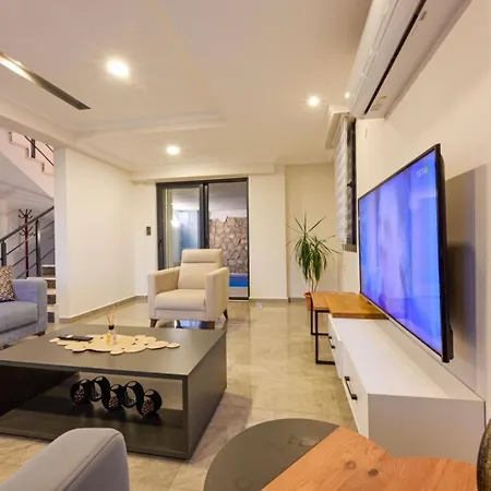 Luxury-holiday For 6 People With Turkish Bath&sauna In ölüdeniz Fethiye