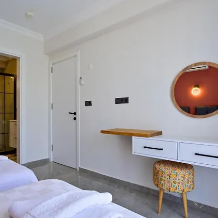 Luxury-holiday For 6 People With Turkish Bath&sauna In ölüdeniz Villa