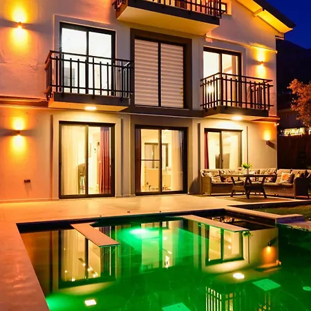 Luxury-holiday For 6 People With Turkish Bath&sauna In ölüdeniz *