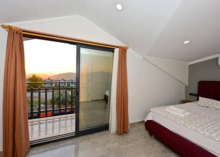 Vilă Luxury-holiday For 6 People With Turkish Bath & Sauna In Oeluedeniz Fethiye