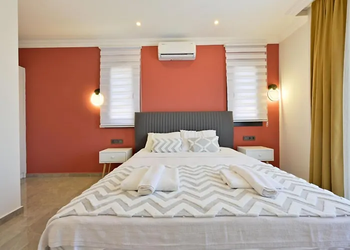 Luxury-holiday For 6 People With Turkish Bath & Sauna In Oeluedeniz *