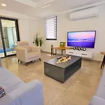 Luxury-holiday For 6 People With Turkish Bath & Sauna In Oeluedeniz Villa