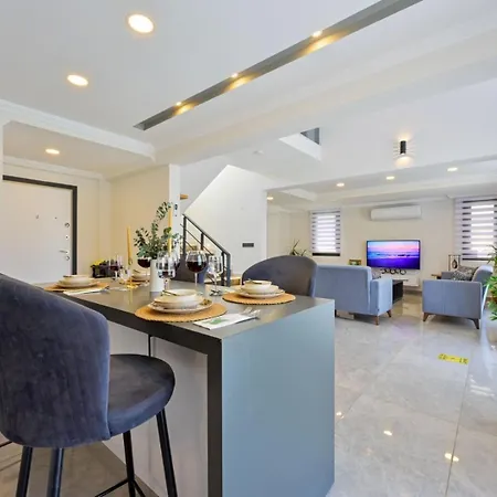 Luxury-holiday For 6 People With Turkish Bath & Sauna In Oeluedeniz Villa