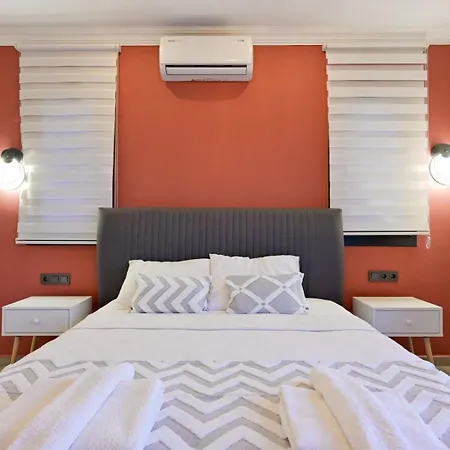 Villa Luxury-holiday For 6 People With Turkish Bath & Sauna In Oeluedeniz Fethiye