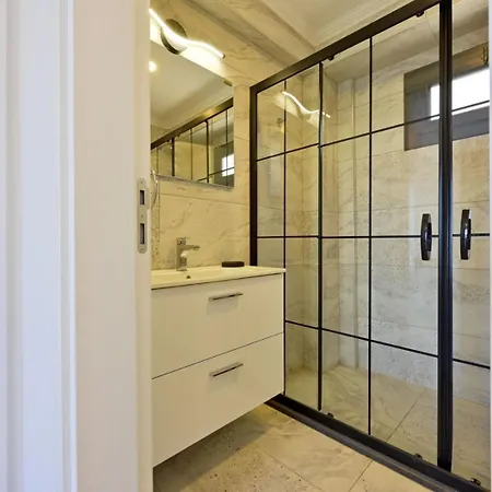 Villa Luxury-holiday For 6 People With Turkish Bath & Sauna In Oeluedeniz Fethiye