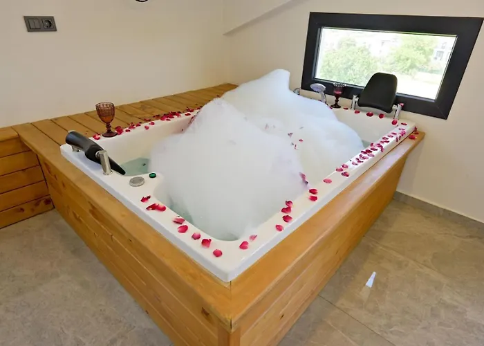 Luxury-holiday For 6 People With Turkish Bath & Sauna In Oeluedeniz Fethiye