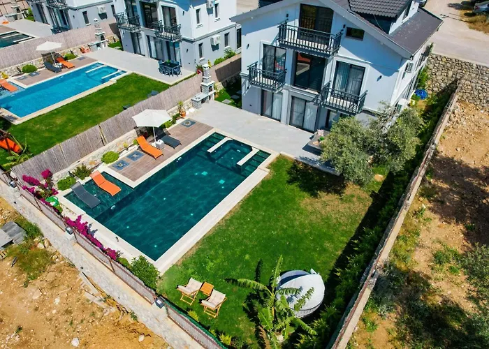 Luxury-holiday For 6 People With Turkish Bath & Sauna In Oeluedeniz Vila