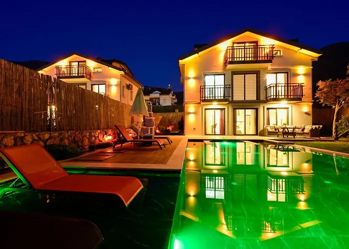 Luxury-holiday For 6 People With Turkish Bath & Sauna In Oeluedeniz Villa Fethiye