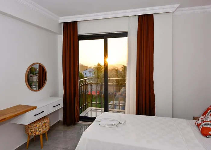 Villa Luxury-holiday For 6 People With Turkish Bath & Sauna In Oeluedeniz